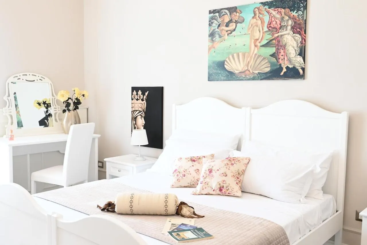 Civico 10 Deluxe Room Licata Bed & Breakfast